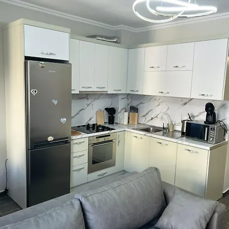 Daire Azure Sands Golem (Tirana)