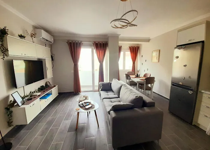 Azure Sands Appartamento Golem (Tirana)